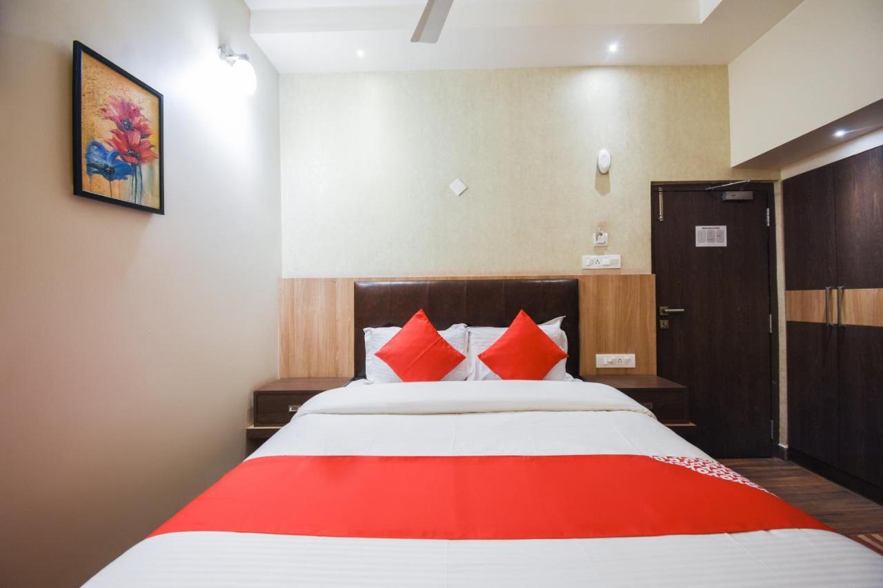 Oyo 64260 Hotel Rajnandini Habra Exterior photo